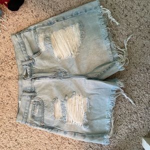 American Eagle high rise denim mom short